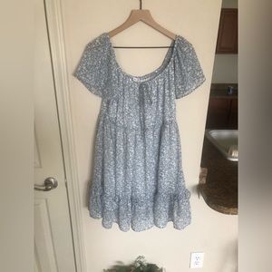 Blue floral dress size small